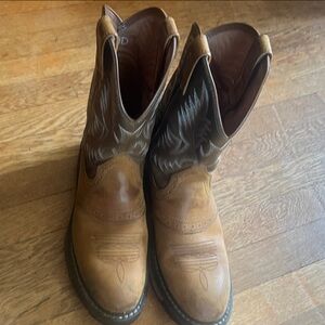 Ariat Work Hog Boots, Size 10 D, Round Soft Toe, Pre-worn.